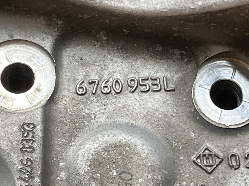 кулак поворотный, 1000 рублей, Красноярск