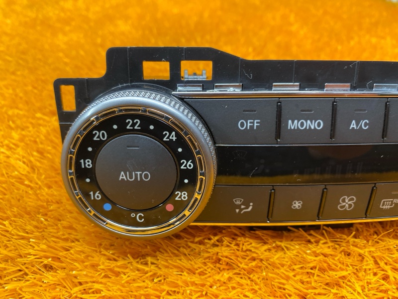 блок управления климат-контролем, 2000 рублей, Красноярск