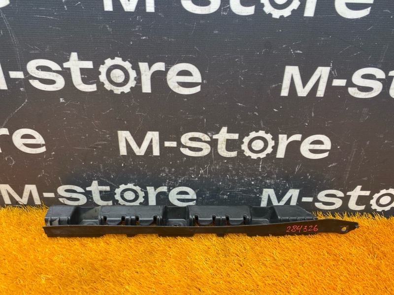 крепление бампера, 500 рублей, Красноярск