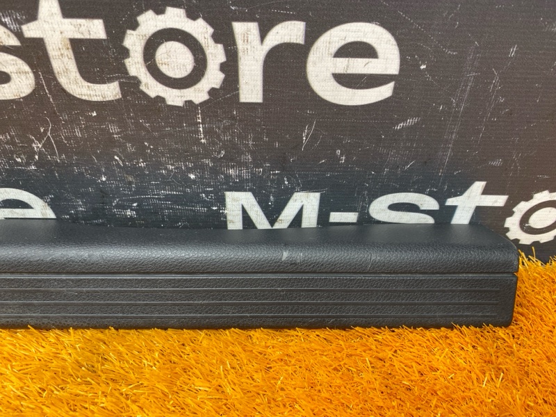 Накладка на порог салона, 300 рублей, Красноярск