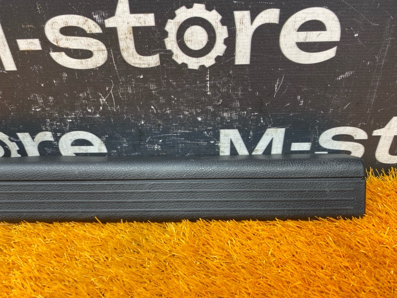 Накладка на порог салона, 300 рублей, Красноярск