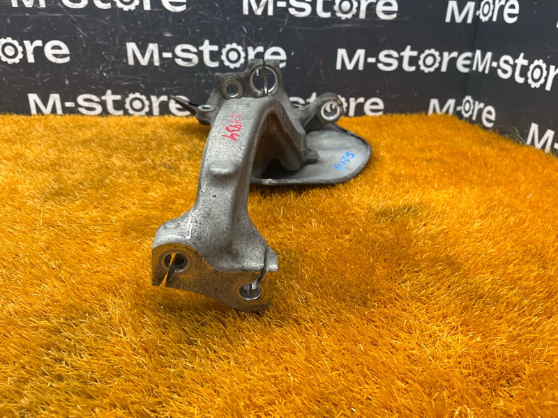 кулак поворотный, 15000 рублей, Красноярск