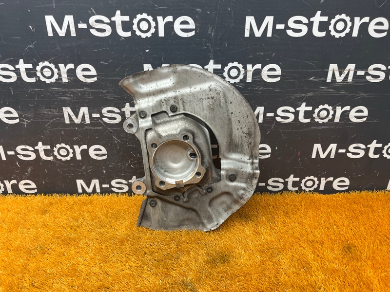 кулак поворотный, 1000 рублей, Красноярск