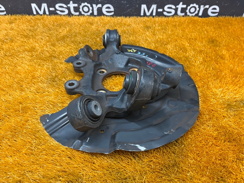 кулак поворотный, 2000 рублей, Красноярск