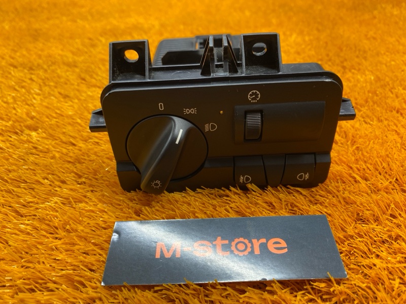 Переключатель света фар, 2000 рублей, Красноярск