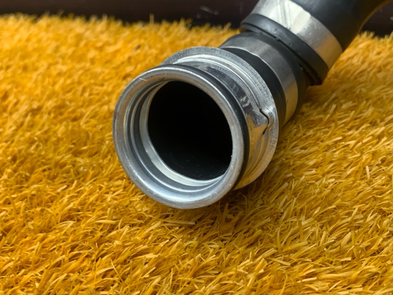 Патрубок радиатора верхний, 1800 рублей, Красноярск