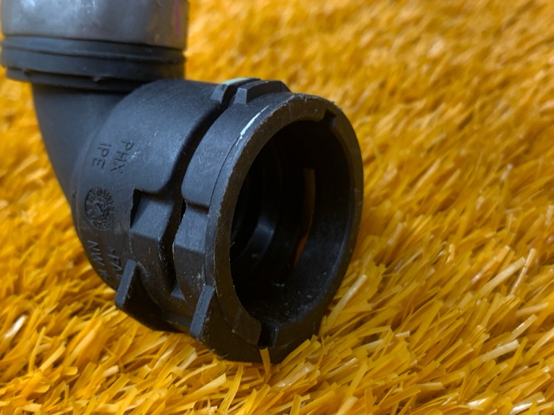 Патрубок системы охлаждения, 600 рублей, Красноярск