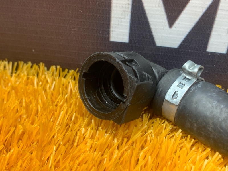 Патрубок системы охлаждения, 1200 рублей, Красноярск