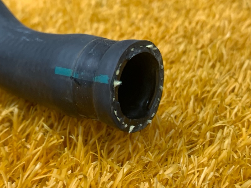 Патрубок системы охлаждения, 300 рублей, Красноярск