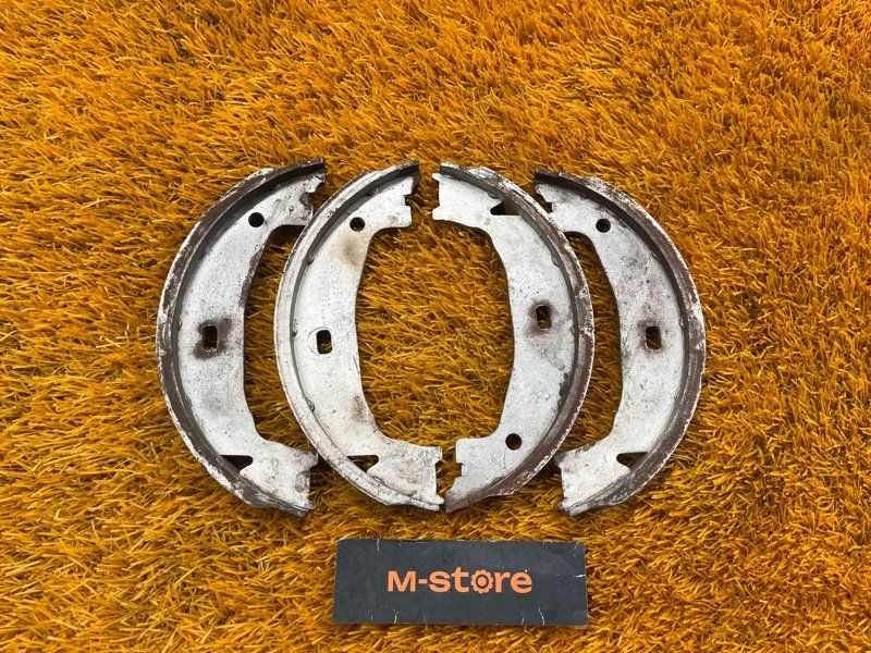 Колодки ручника, 500 рублей, Красноярск