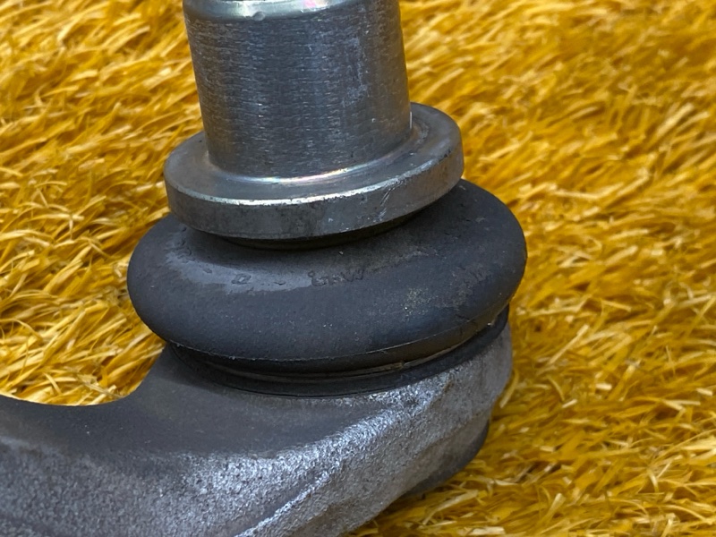 тяга рулевая, 1000 рублей, Красноярск