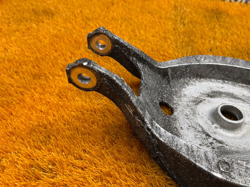 Рычаг подвески верхний, 500 рублей, Красноярск