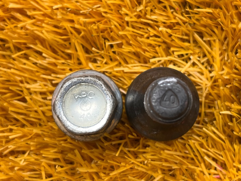 болт колесный(секретка), 2000 рублей, Красноярск