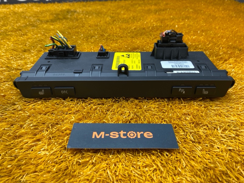 Блок кнопок (подогрев сидений), 2000 рублей, Красноярск