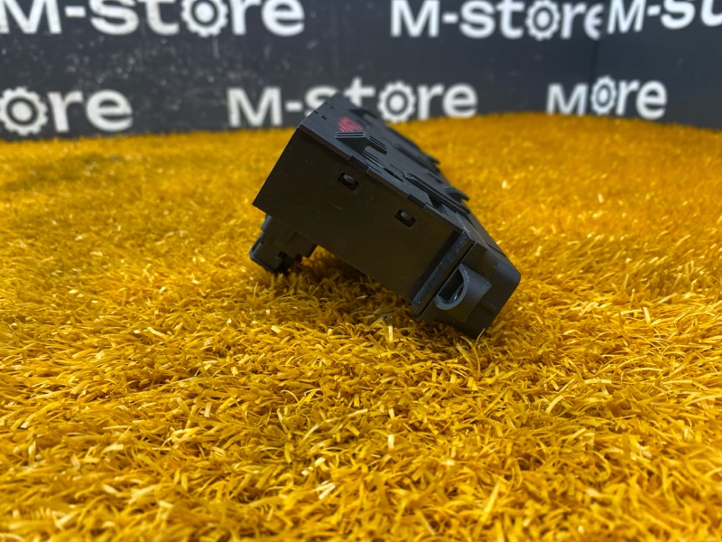 Блок кнопок (подогрев сидений), 2000 рублей, Красноярск