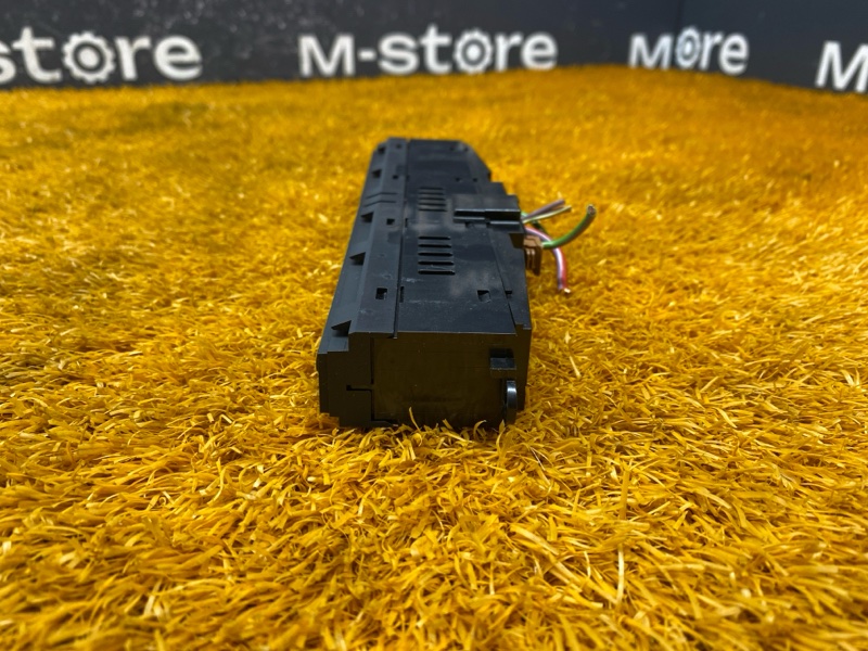 блок управления подогревом сидений, 2000 рублей, Красноярск