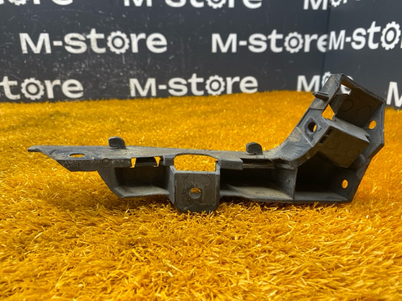 крепление бампера, 1500 рублей, Красноярск