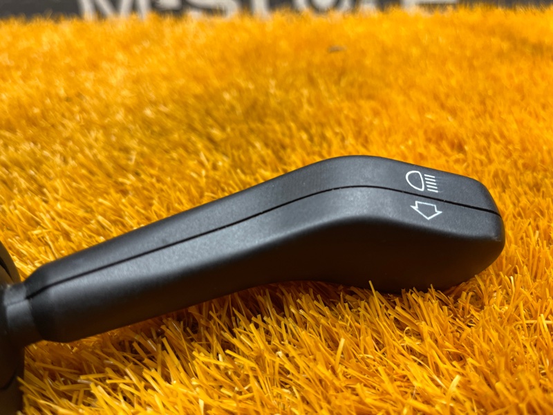 переключатель поворотов, 1000 рублей, Красноярск