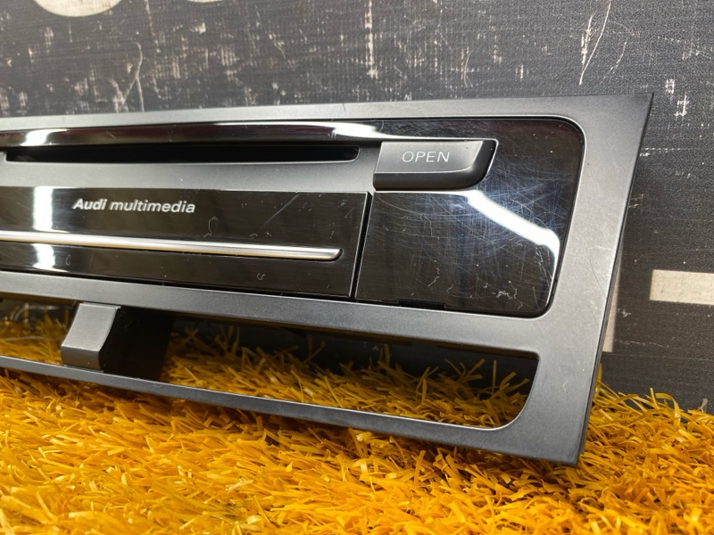 Декоративная накладка магнитолы, 500 рублей, Красноярск