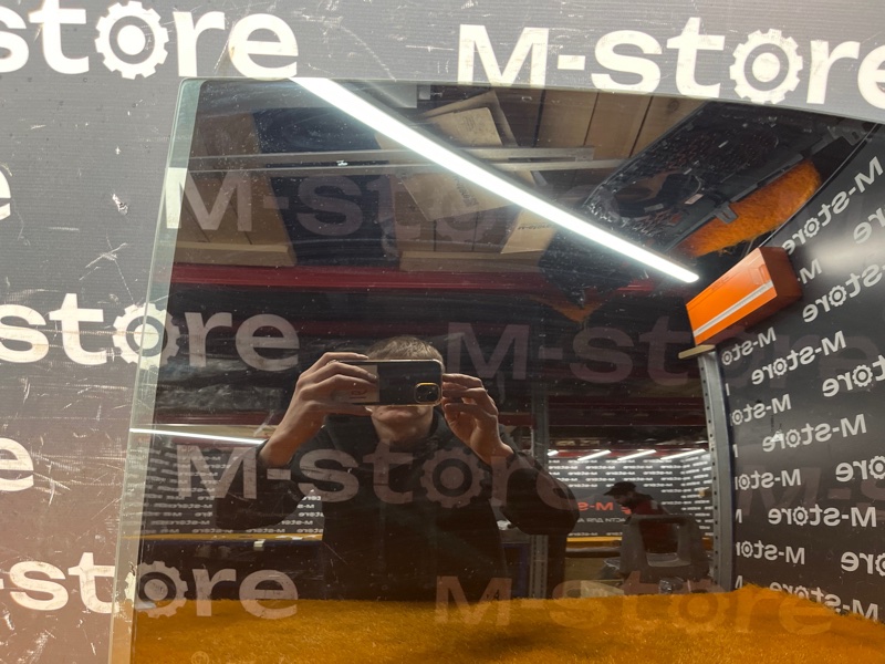 Стекло боковое, 5000 рублей, Красноярск