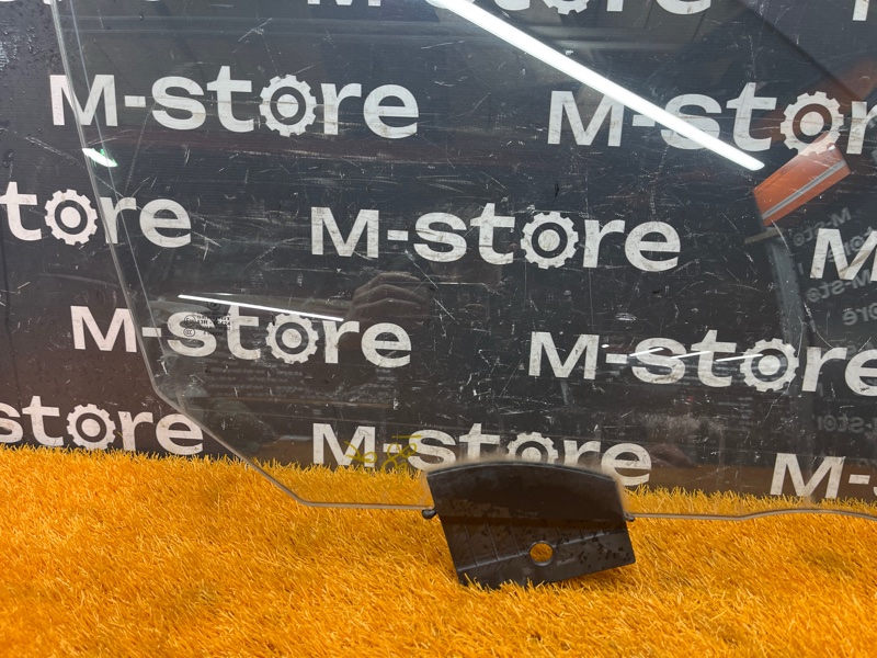 Стекло боковое, 2500 рублей, Красноярск