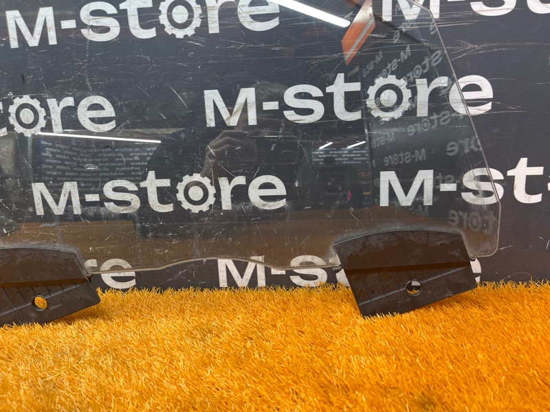 Стекло боковое, 2500 рублей, Красноярск