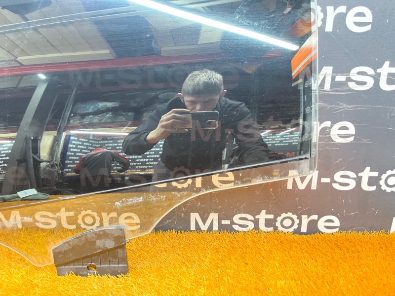 Стекло боковое, 2000 рублей, Красноярск