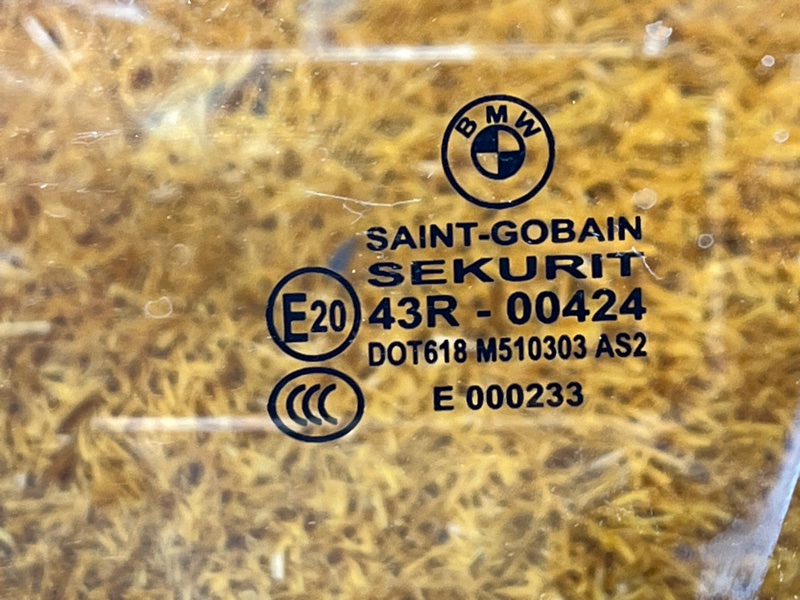 Стекло боковое, 2500 рублей, Красноярск