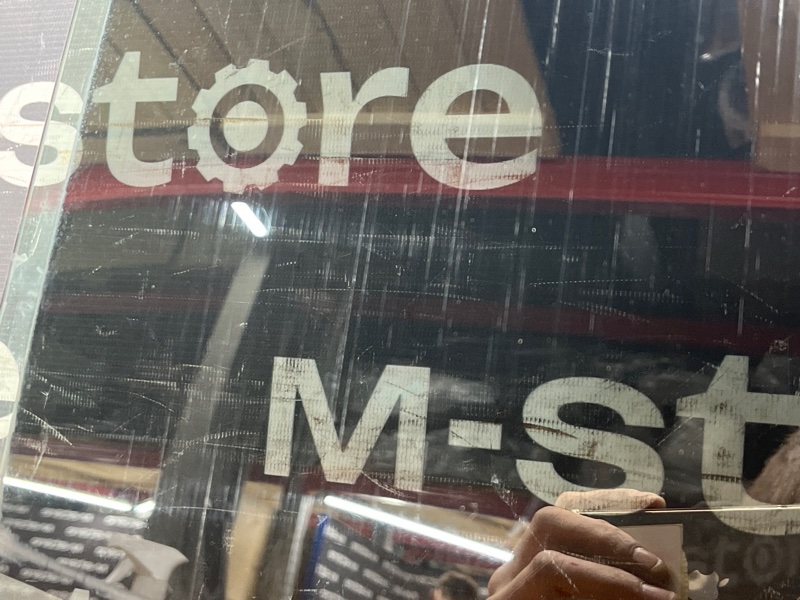 Стекло боковое, 500 рублей, Красноярск