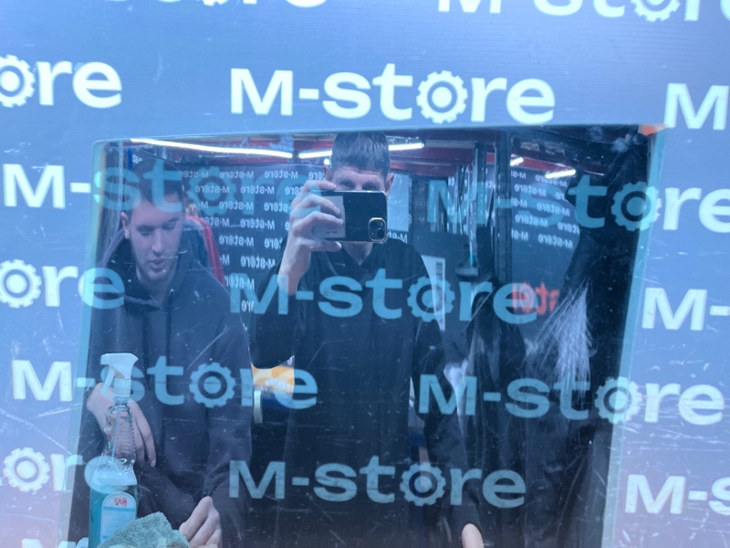 Стекло боковое, 500 рублей, Красноярск