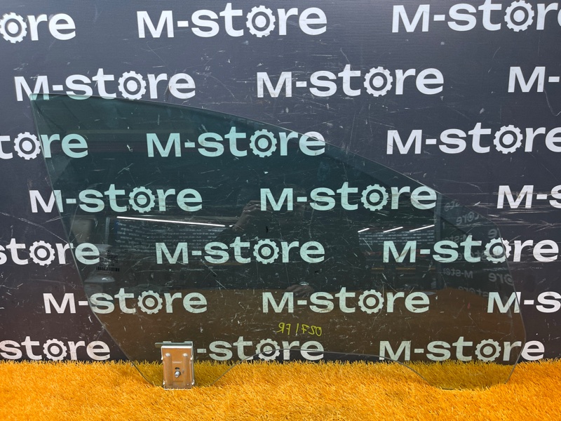 Стекло боковое, 2500 рублей, Красноярск