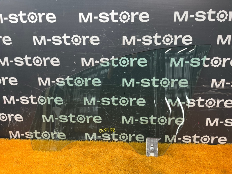 Стекло боковое, 2500 рублей, Красноярск