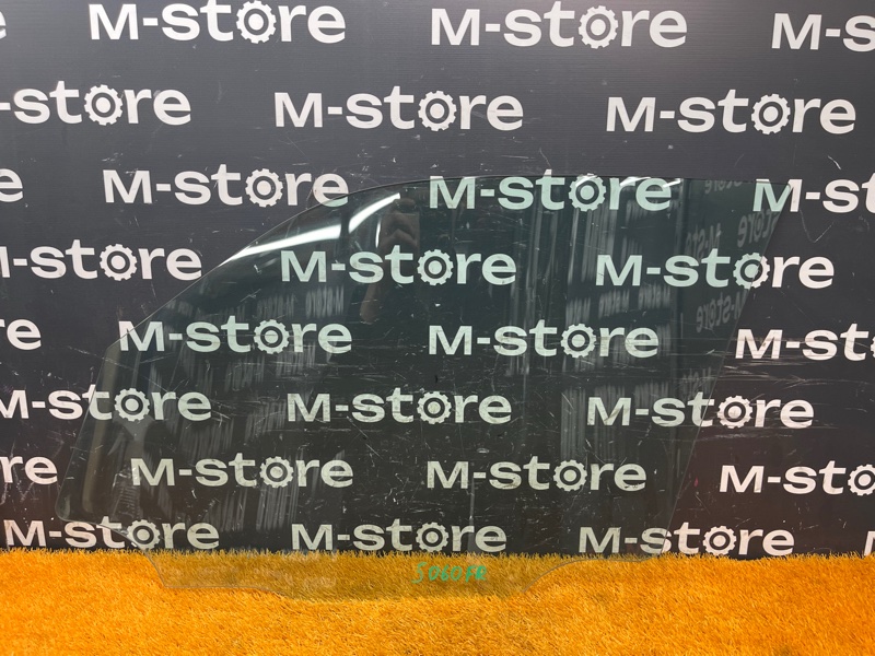 Стекло боковое, 3500 рублей, Красноярск