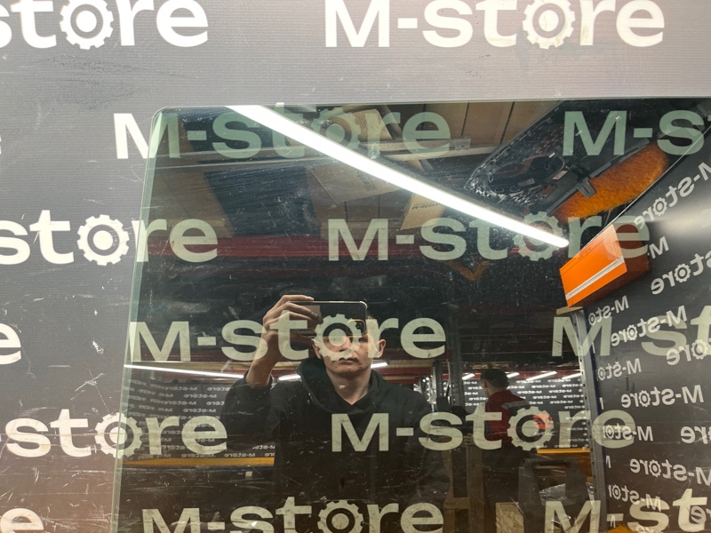 Стекло боковое, 1200 рублей, Красноярск