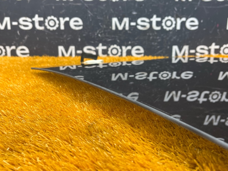 Стекло боковое, 1200 рублей, Красноярск