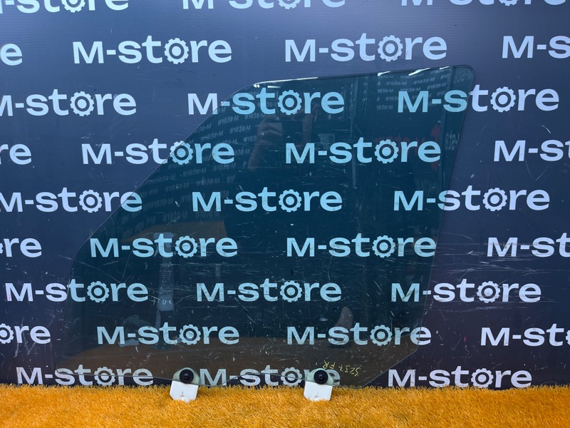 Стекло боковое, 1500 рублей, Красноярск