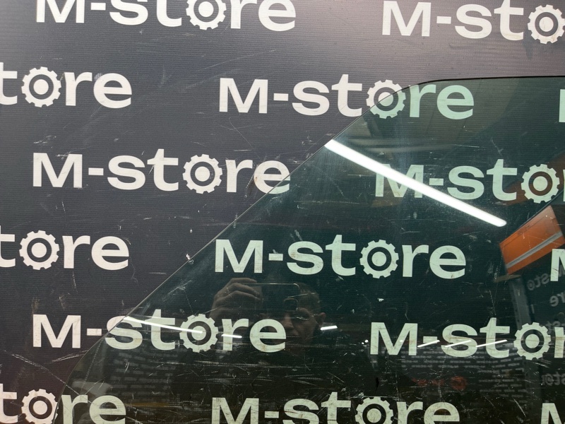 Стекло боковое, 1500 рублей, Красноярск