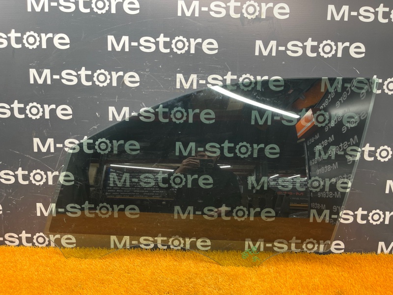 Стекло боковое, 3000 рублей, Красноярск