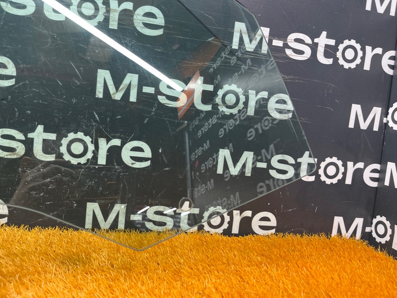 Стекло боковое, 600 рублей, Красноярск