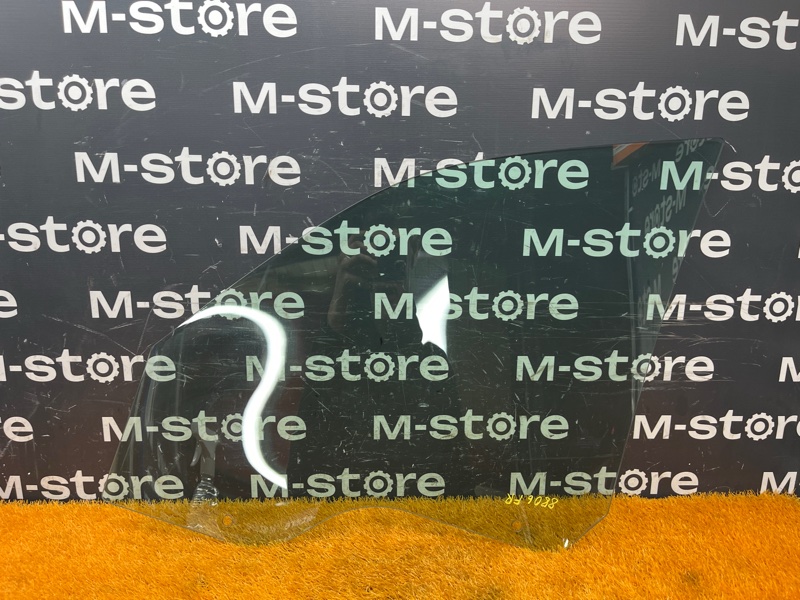 Стекло боковое, 600 рублей, Красноярск