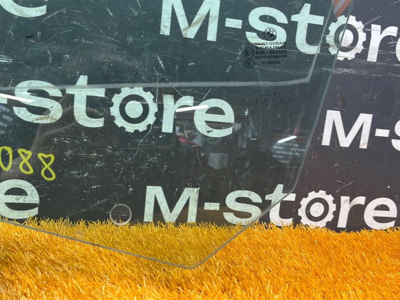 Стекло боковое, 600 рублей, Красноярск