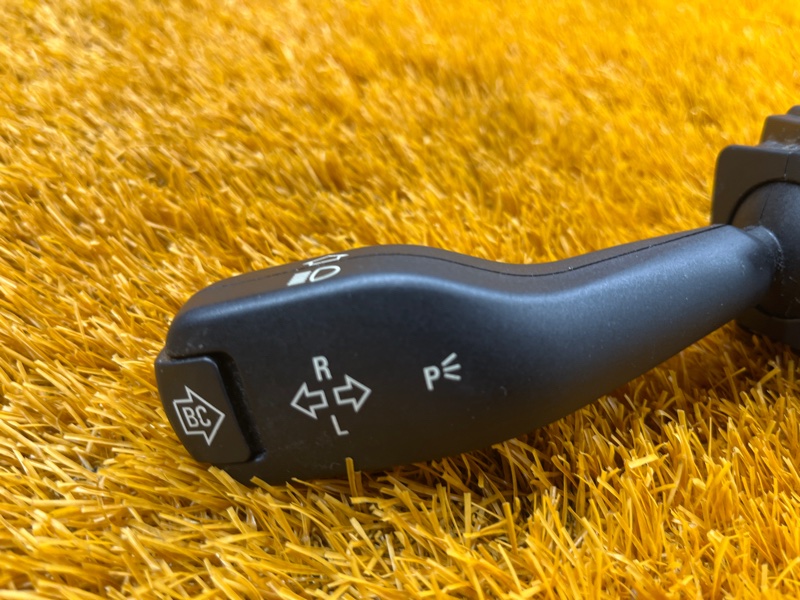 переключатель поворотов, 1000 рублей, Красноярск