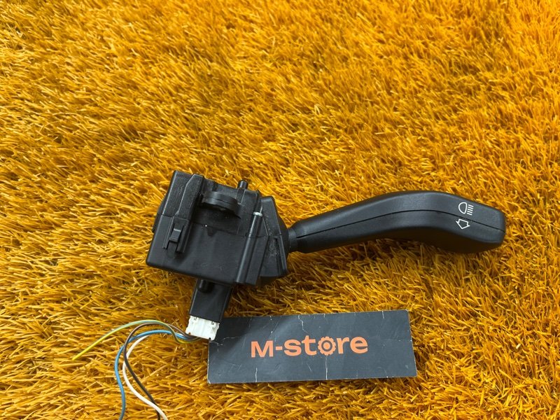 переключатель поворотов, 1000 рублей, Красноярск