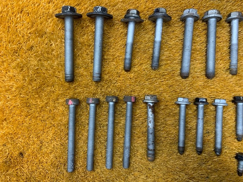 Болты и гайки задней подвески, 1500 рублей, Красноярск