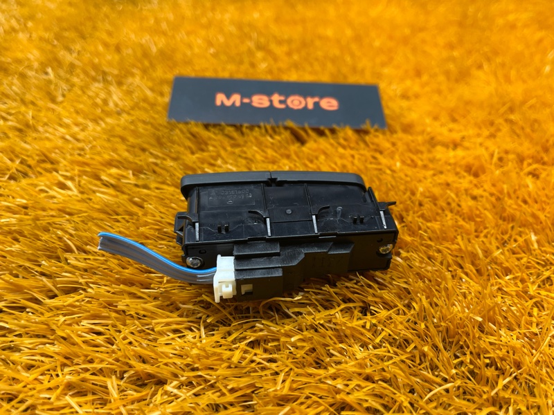 Кнопка центрального замка, 300 рублей, Красноярск