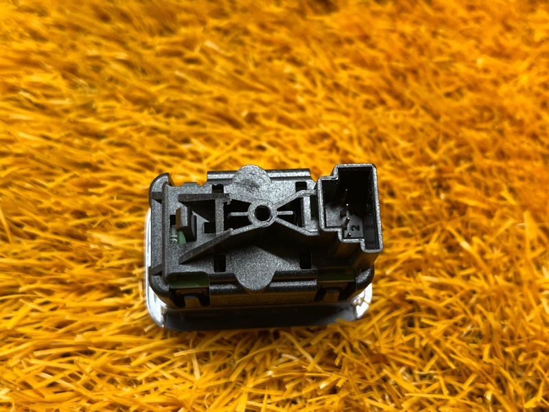 кнопка стеклоподъемника, 300 рублей, Красноярск