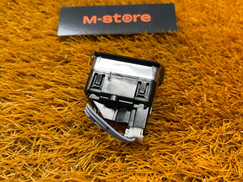 Кнопка открывания багажника, 1000 рублей, Красноярск