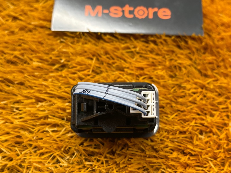 Кнопка открывания багажника, 1000 рублей, Красноярск