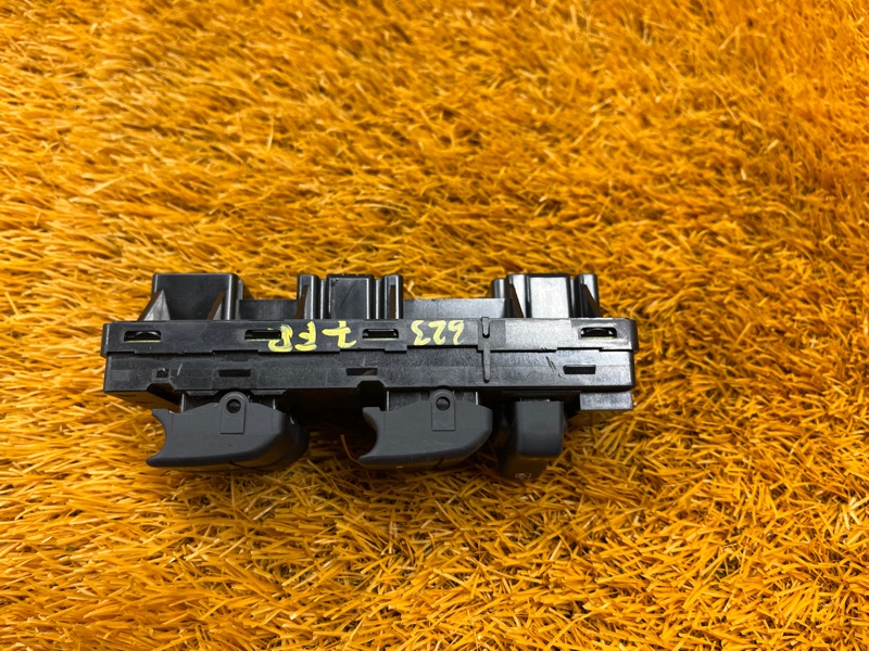 Блок управления стеклоподъемниками, 1000 рублей, Красноярск