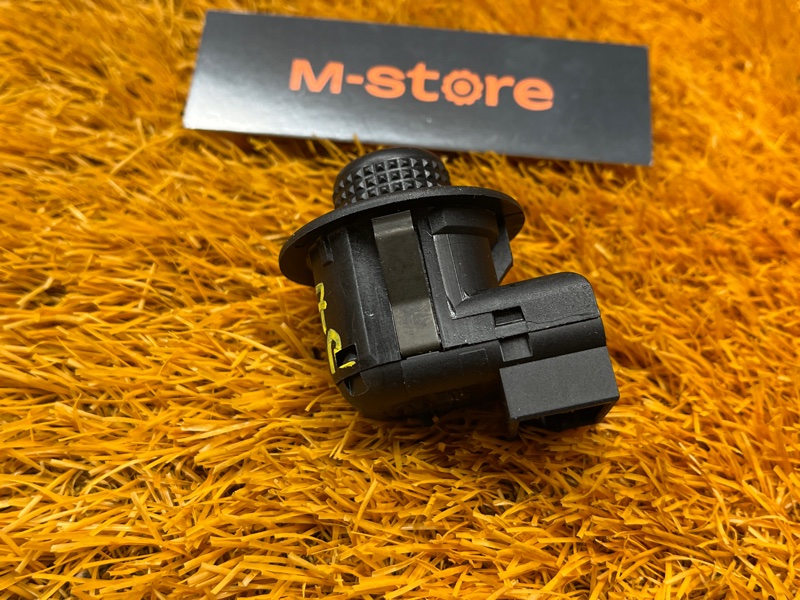 Кнопка регулировки зеркал, 1000 рублей, Красноярск